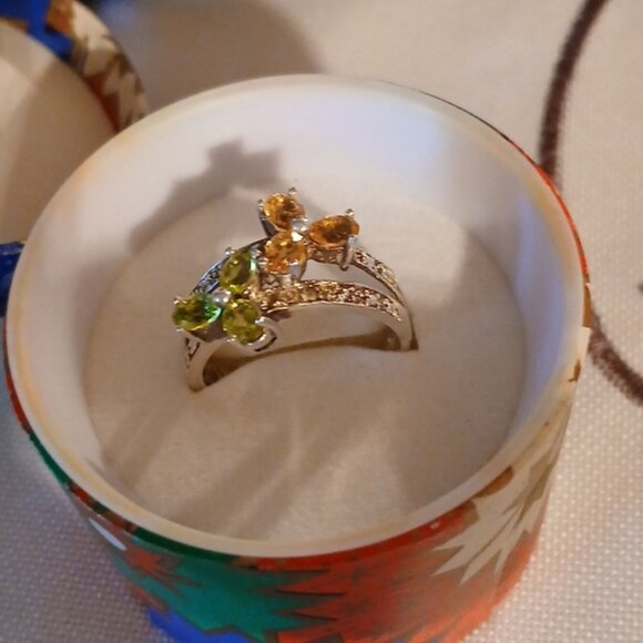 Citrine and Peridot Flower Size 7, 925 Silver Ring - Picture 1 of 7